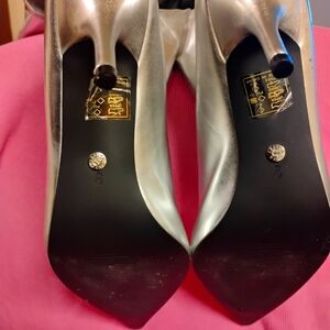 Azalea Wang Sliver Size 9 Boots
